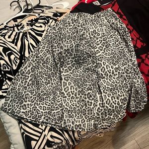 LulAroe skirt